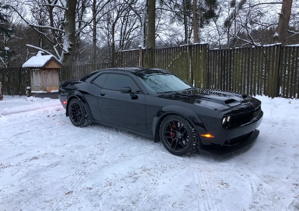 Dodge Challenger cena 390000 przebieg: 1695, rok produkcji 2019 z Szydłowiec małe 781
